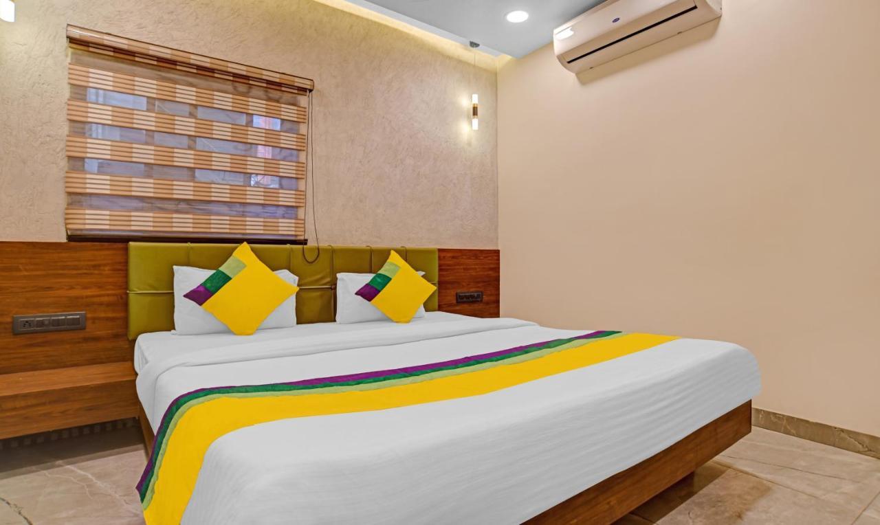 Hotel Abhilasha Inn Pachmarhī エクステリア 写真