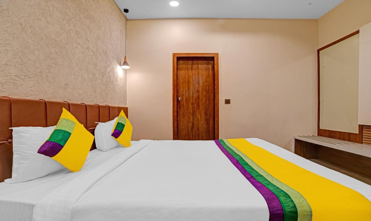Hotel Abhilasha Inn Pachmarhī エクステリア 写真