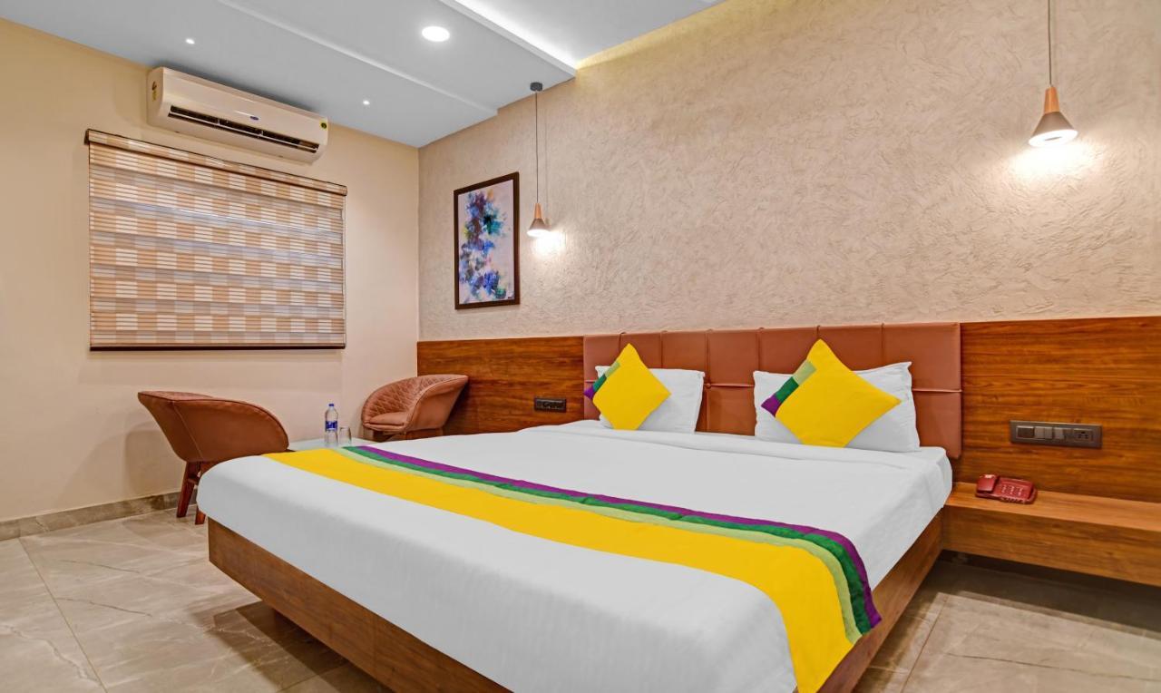 Hotel Abhilasha Inn Pachmarhī エクステリア 写真